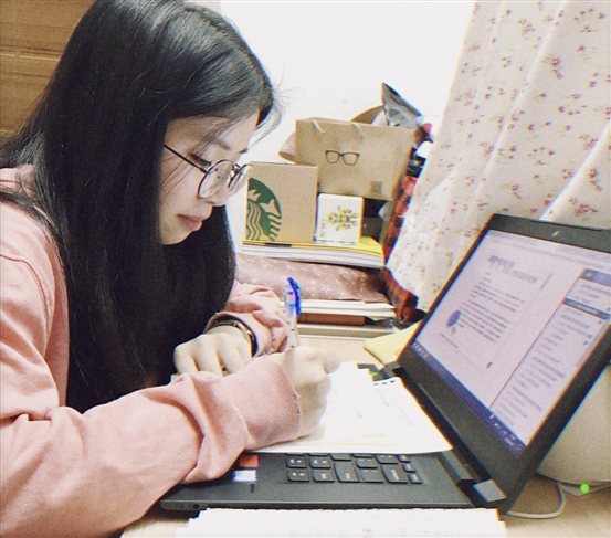 商学院 18物流管理3班 邓洁文(2)